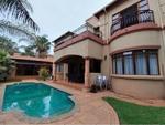 4 Bed Magalieskruin House For Sale