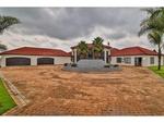 6 Bed Grootfontein Country Estates Farm To Rent