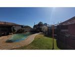 3 Bed Brenthurst House For Sale