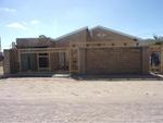 5 Bed Mlungisi House For Sale