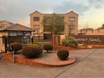 2 Bed Bloubosrand Apartment To Rent