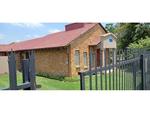 3 Bed Van Dyk Park House To Rent