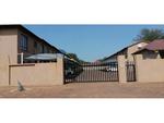 2 Bed Rensburg Apartment For Sale