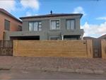 5 Bed Dobsonville House For Sale